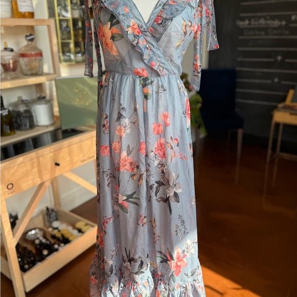 French Connection Romantic Floral Dress - Picture 5 of 9